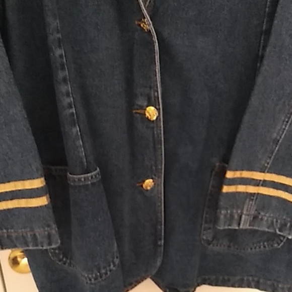 Jean Jacket - Picture 2 of 4